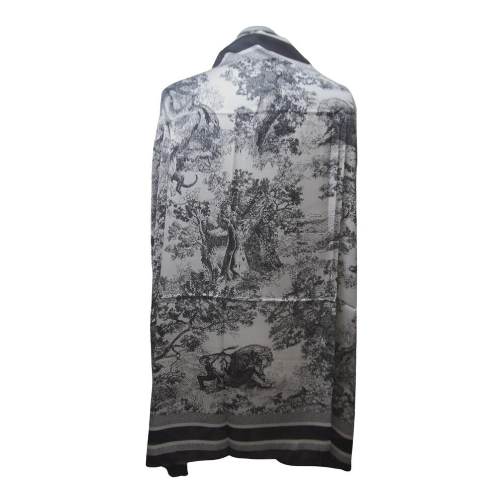 NWT Black White Horse Toile Imitation Silk Scarf Wrap 35x71 Equestrian - Picture 7 of 14